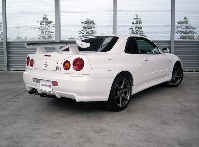 2002 Nissan sale skyline #4